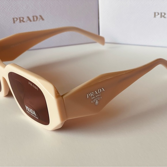 NEW Prada PR17WS VYJ6X1 Powder Beige Brown Rectangle Unisex Sunglasses - Picture 3 of 10